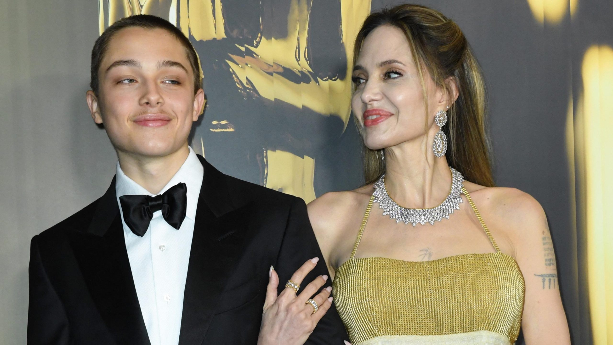 Knox et Angelina Jolie récents