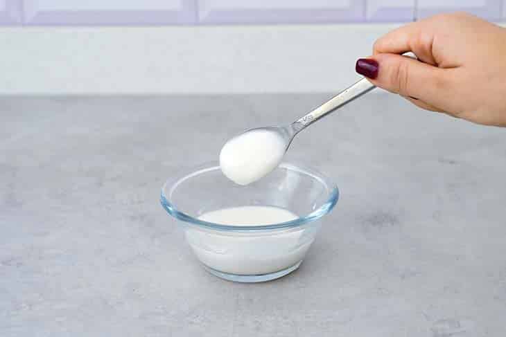 Préparation de pâte de bicarbonate