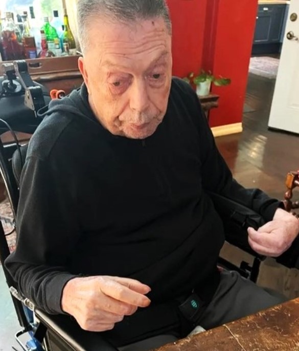 Tim Curry en studio d'enregistrement