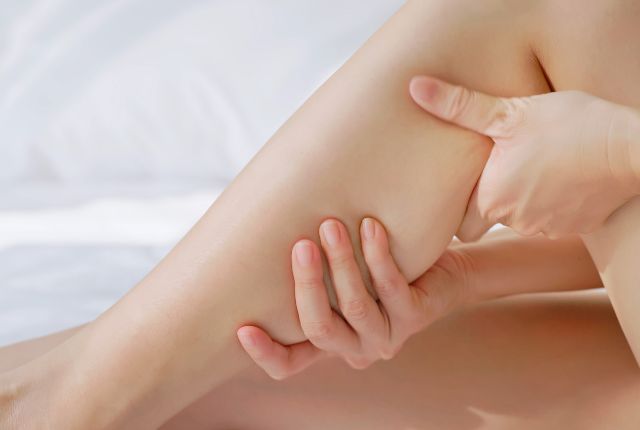 Assortiment d'aliments bénéfiques contre les contractions musculaires