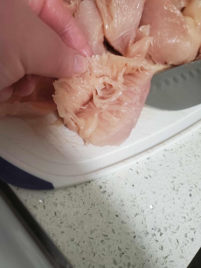 Viande de poulet aux filaments anormaux