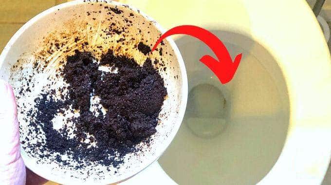 Schéma d'utilisation du marc de café dans les toilettes